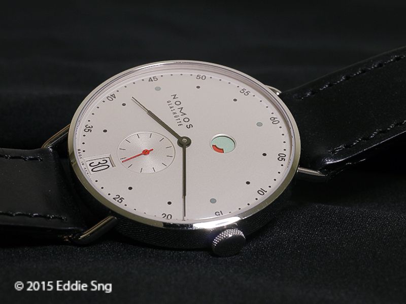 photo Nomos Metro DUW4401 02_zpsrncjitfr.jpg