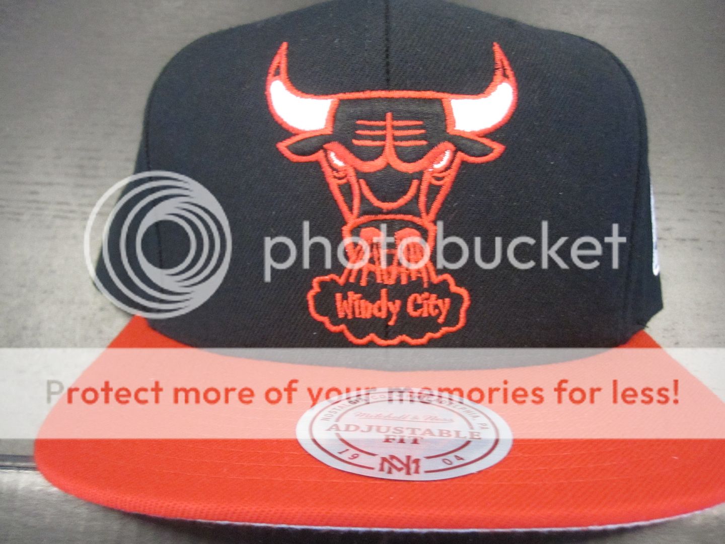 Mitchell and Ness Chicago Bulls Snapback in Black NWT $50  