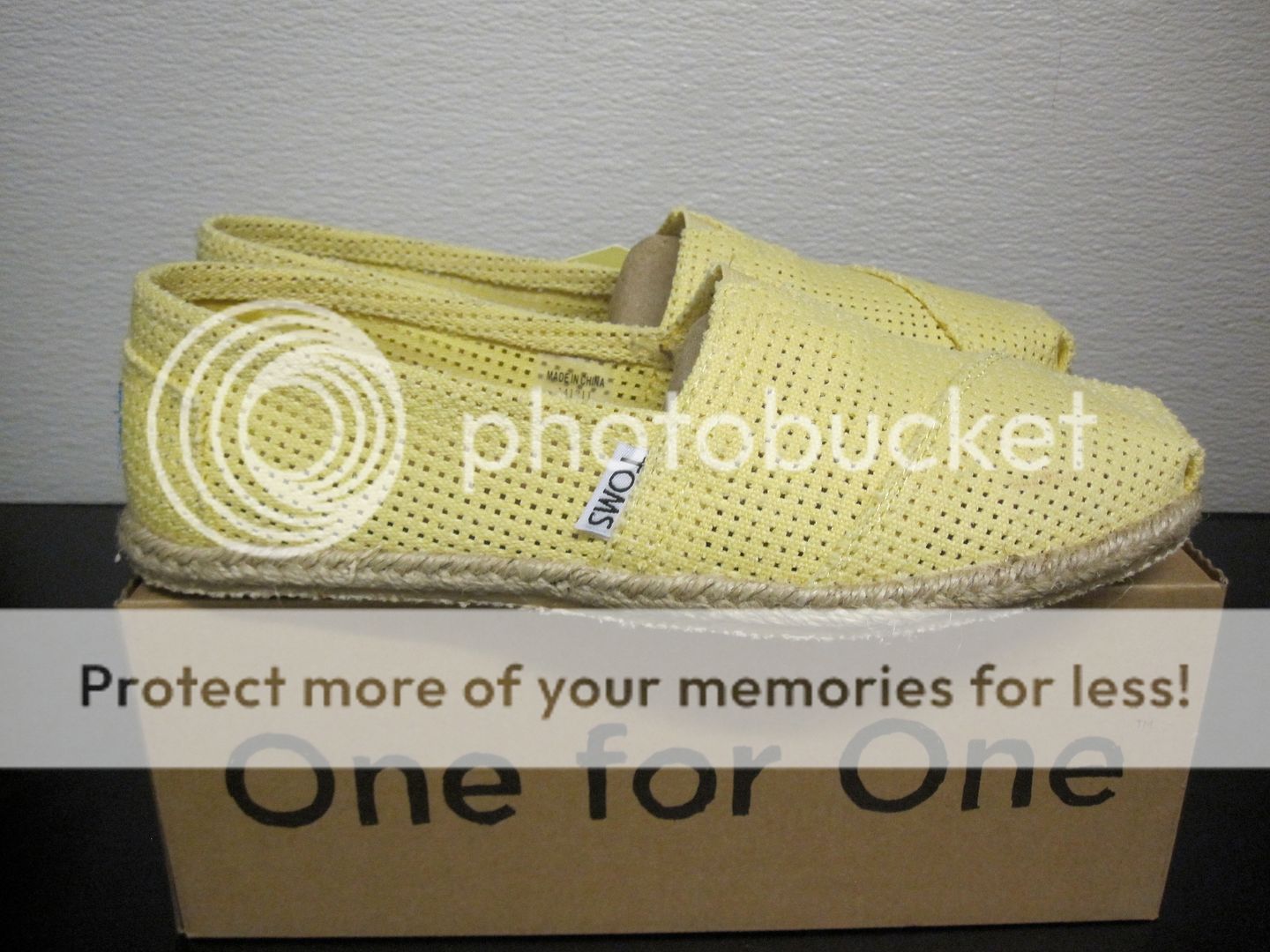 Toms Classic Womens Yellow Freetown Slip On BNIB sz 5 10 $60  